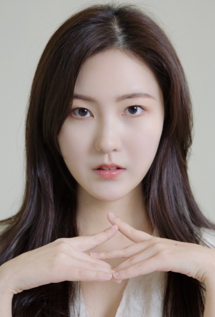 Kim  SoYeon